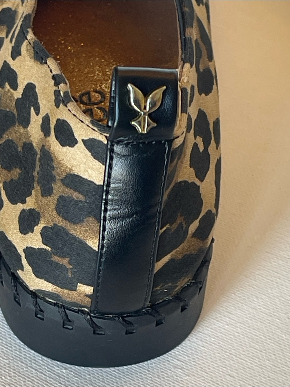 NEW J. RENEE DARVINA LEOPARD PRINT SLIP ON 1 INCH PLATFORM SNEAKER WOMENS SZ 6M - Picture 14 of 15